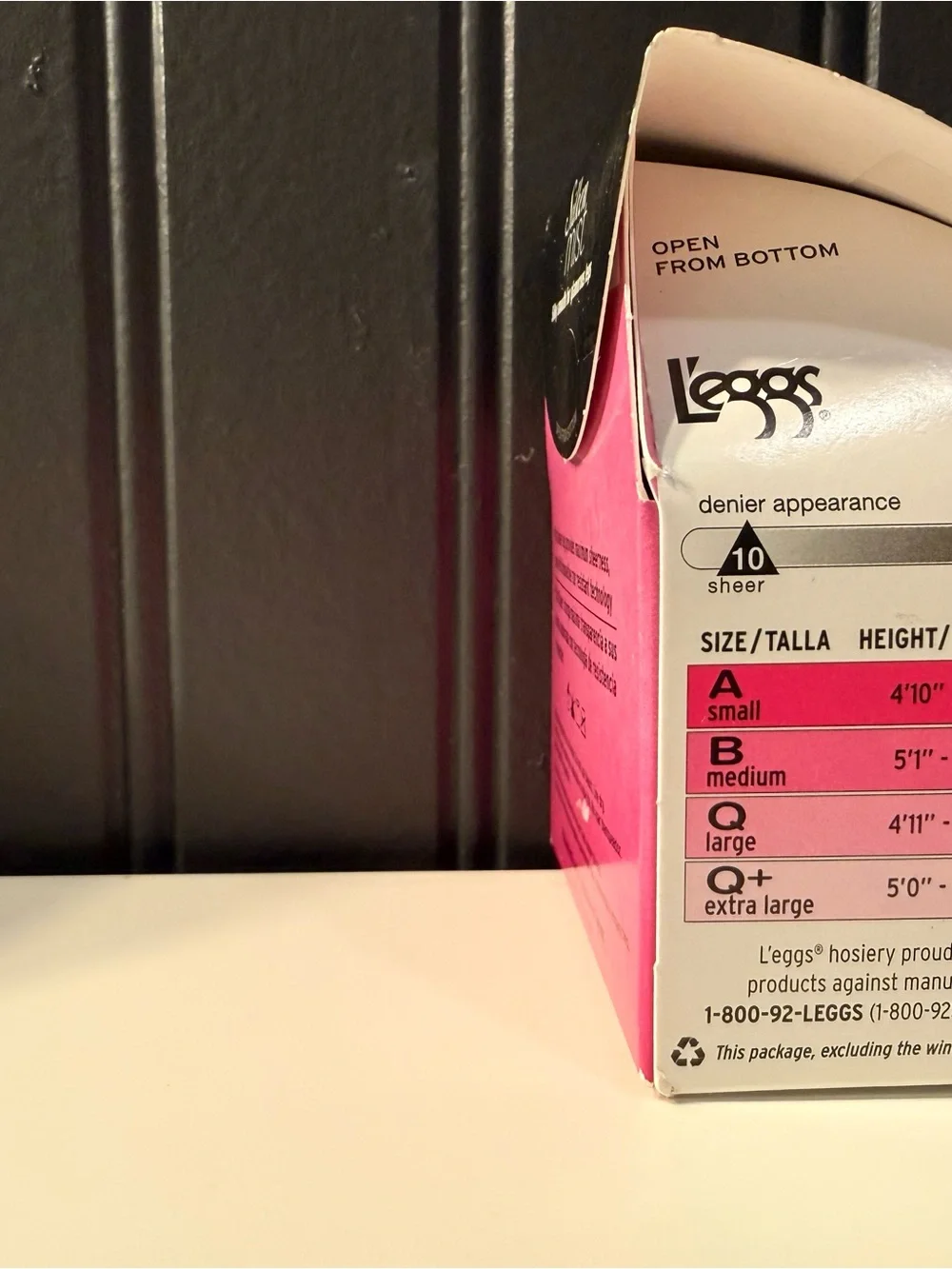 L'eggs Silken Mist Ultra Sheer Control Top Pantyhose - Black Mist and no nonsens